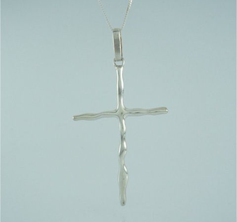 Cruz Ondulada em Prata 6,0 cm