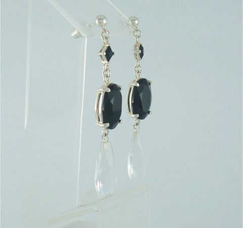 Brinco em Prata com Quartzo Negro e Cristal
