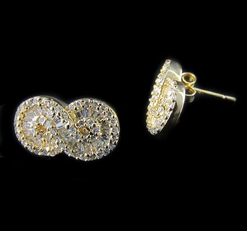 Brinco Infinito em Prata Banhado a Ouro 18K