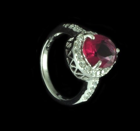 Anel em Prata com Cristal Swarovski Rosa e Pontos de Luz Tam. nº. 19