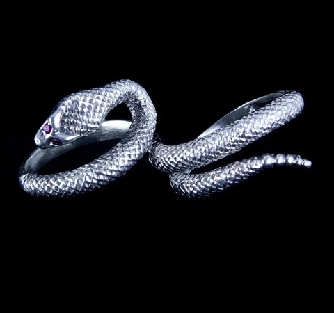 Anel Duplo Cobra em Prata com Zircônias