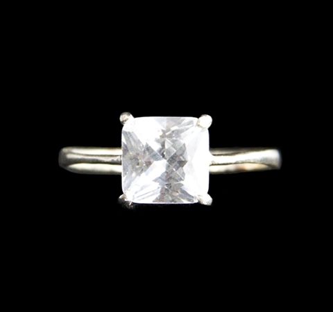Anel Solitário Prata com Zircônia quadrada 8,0 mm