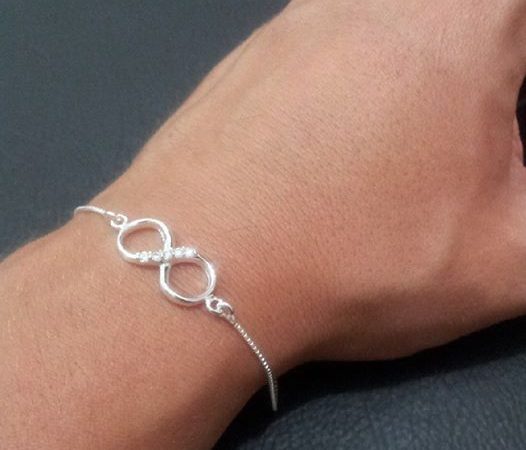 Pulseira de Prata Infinito com Zircônias