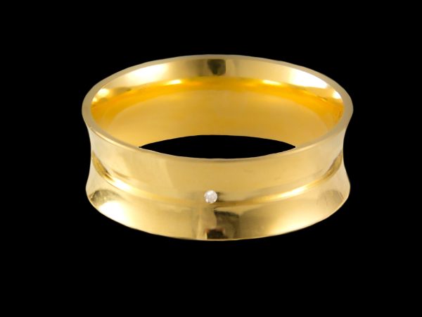 Par de Aliança Côncava com Vinco e Anatômicas Banhada a Ouro 18k