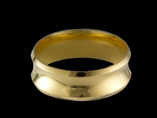 Par de Aliança Concavas Chanfradas Anatômicas em Prata 7,0 mm Banhado a Ouro 18k