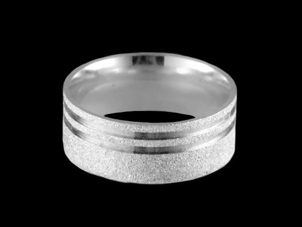 Par de Aliança Anatômicas Diamantadas em Prata 8,0 mm