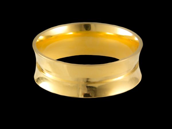 Par de Aliança Côncava com Vinco e Anatômicas Banhada a Ouro 18k