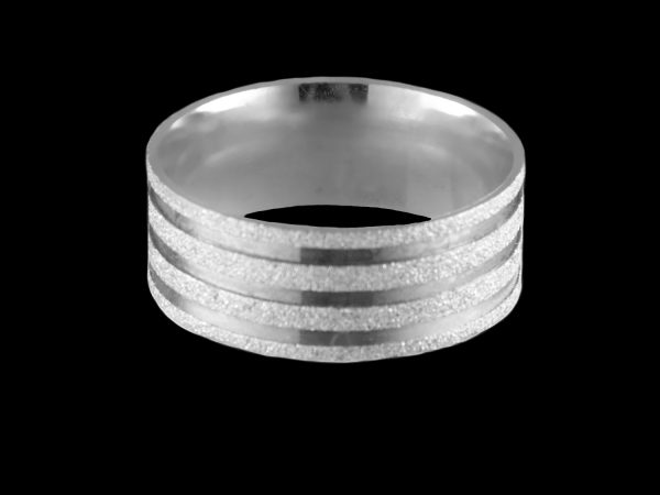 Par de Aliança Anatômicas Diamantadas em Prata 8,2 mm