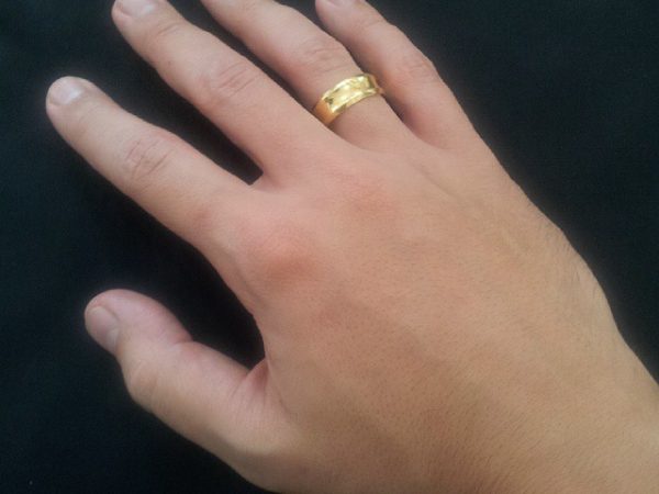 Par de Aliança Côncavas e Anatômicas em Prata 7,0 mm Banhado a Ouro 18k