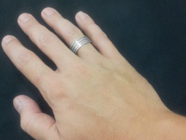 Par de Aliança Anatômicas Diamantadas em Prata 8,2 mm